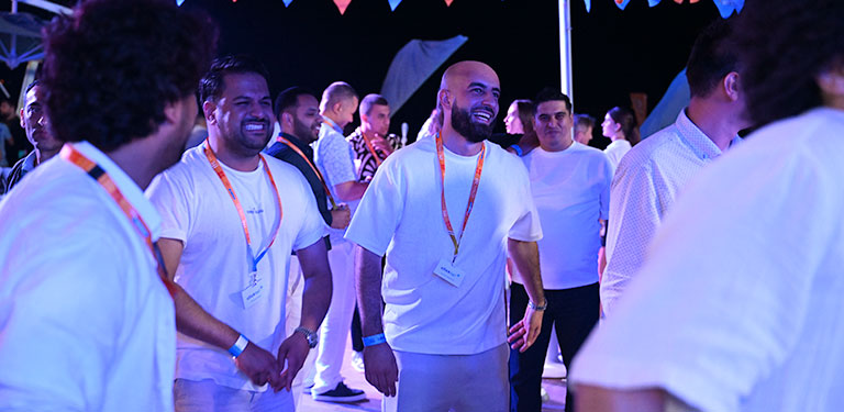 View the networking dinner gallery